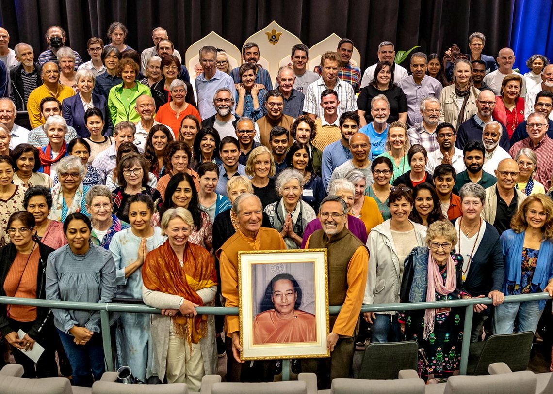 20221113 Sydney 1 exp banner