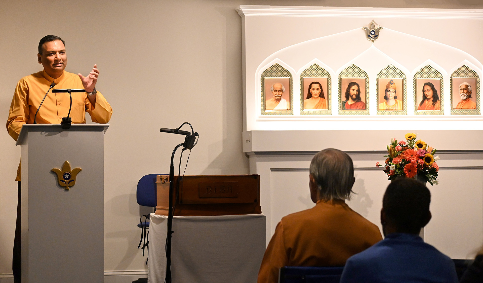 They also visited members at the SRF Washington D.C. Center, where Brahmachari Bhaskarananda is shown speaking on the teachings of Paramahansa Yogananda.