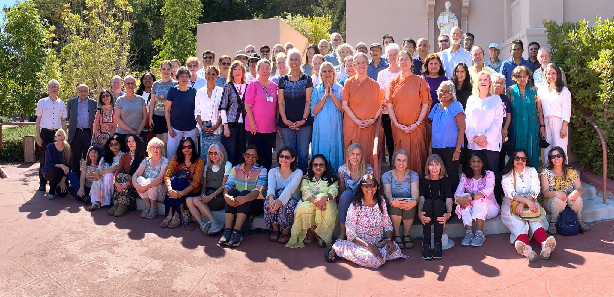 In October, Sister Dhira and Sister Sita conducted a regional retreat hosted by the SRF Los Gatos Center.