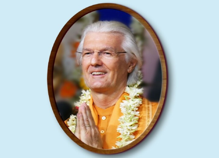 Brother Chidananda In the Embrace of the Divine Mother 2021 07 07 164305 ydjy