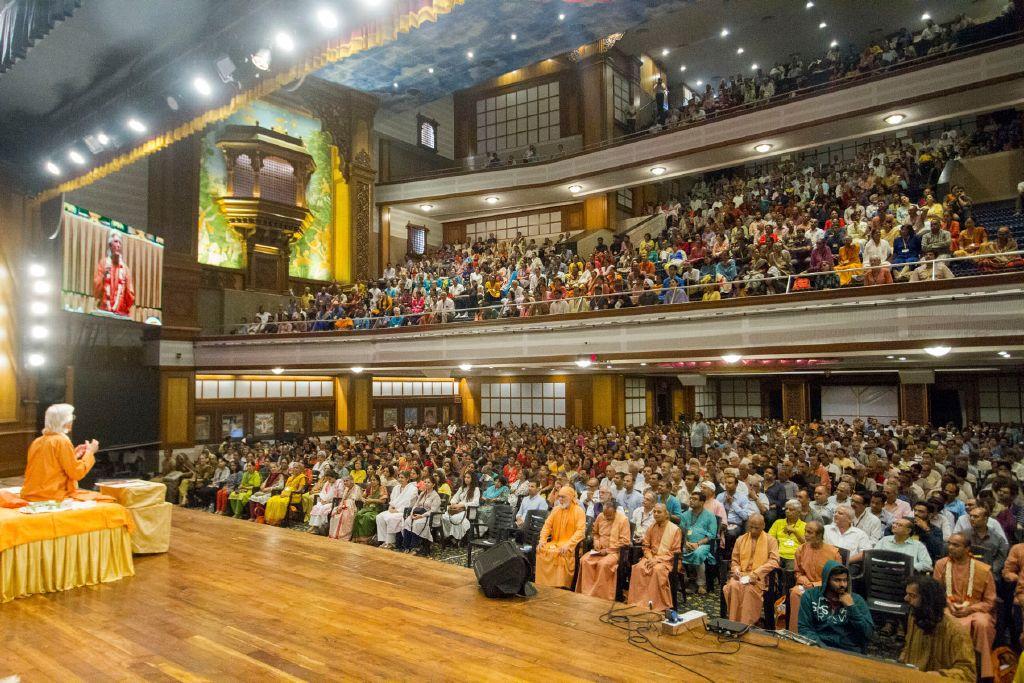 Brother Chidananda In Mumbai For Blog November 8 Opening Satsanga