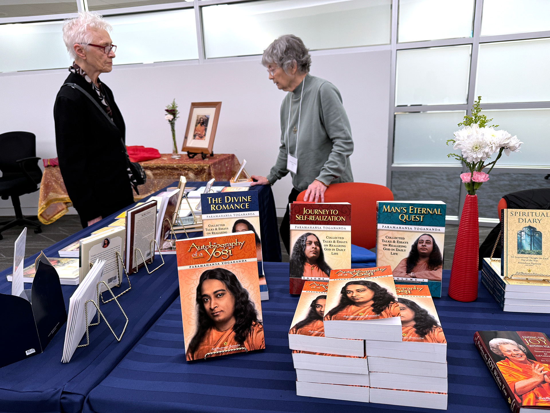 Paramahansa Yogananda's publications are available during the public event in Vancouver.