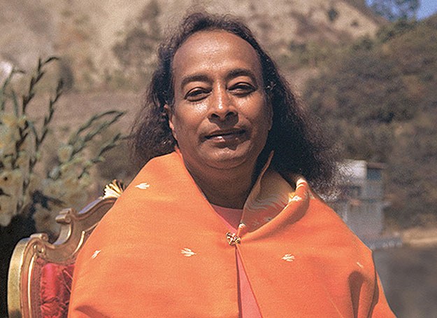 Paramahansa Yogananda At Lake Shrine 625X454