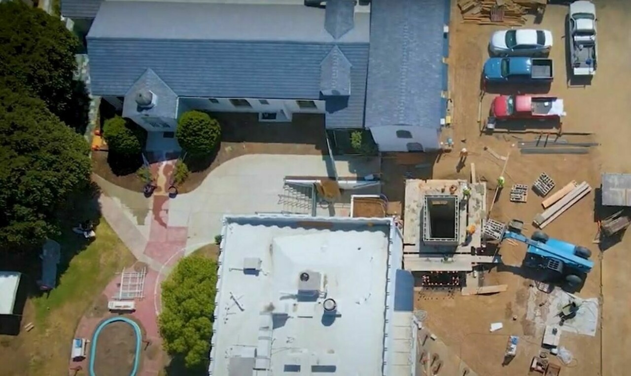 Hollywood Temple India Hall Elevator Construction